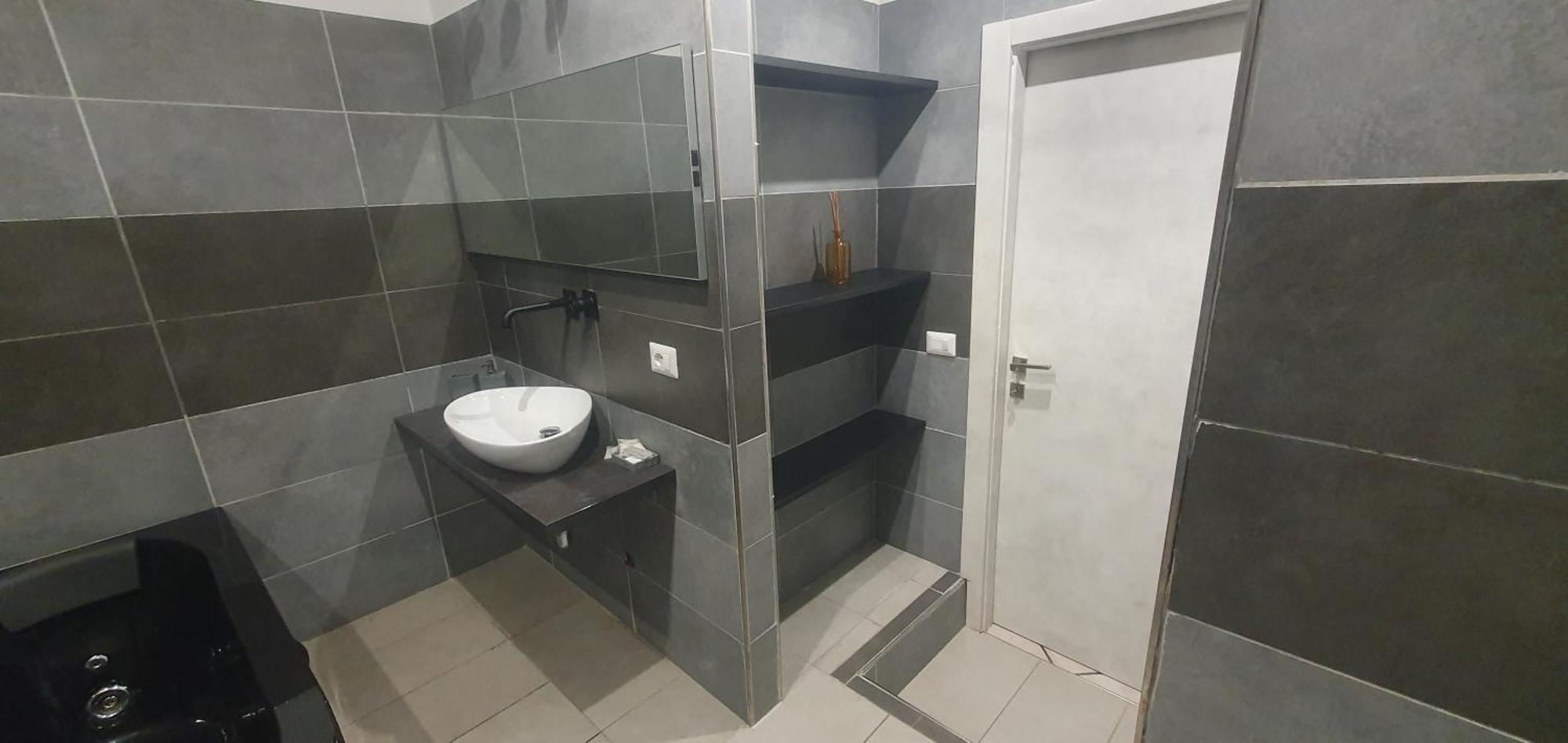 Domus Giulio Cesare - Vatican Museum Apartment *