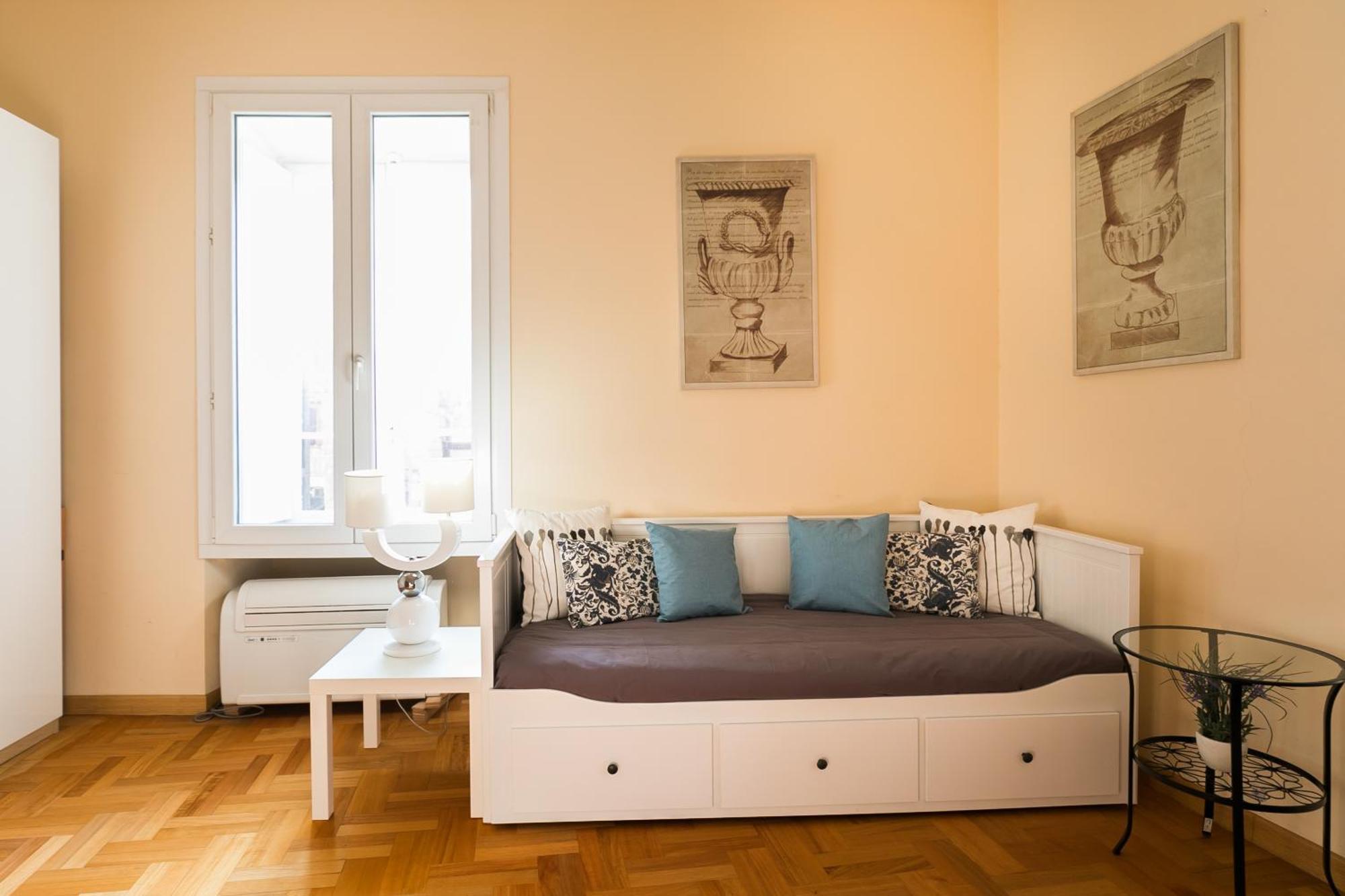 Apartment Domus Giulio Cesare - Vatican Museum *